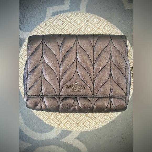 kate spade Handbags - Nwot Kate spade & evelyn quilted metallic crossbody convertible shoulder bag